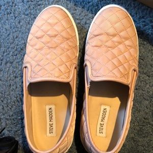Size 10 Blush Steve Madden slip on sneaker